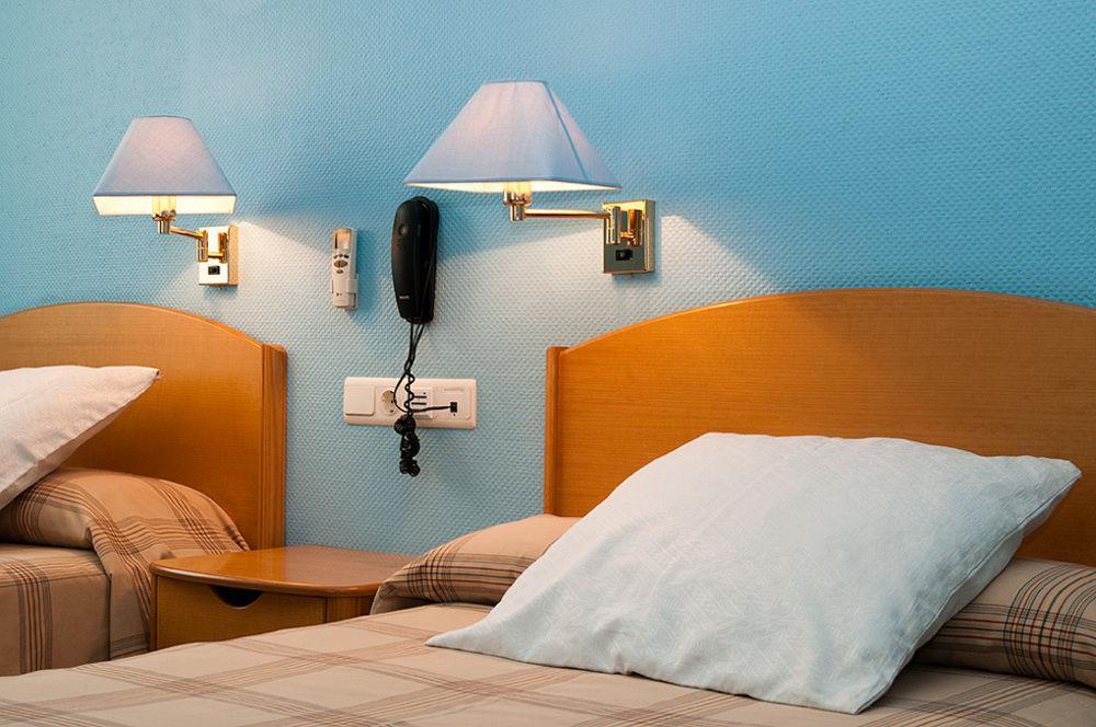Hotel Villa de Ayerbe Eksteriør billede